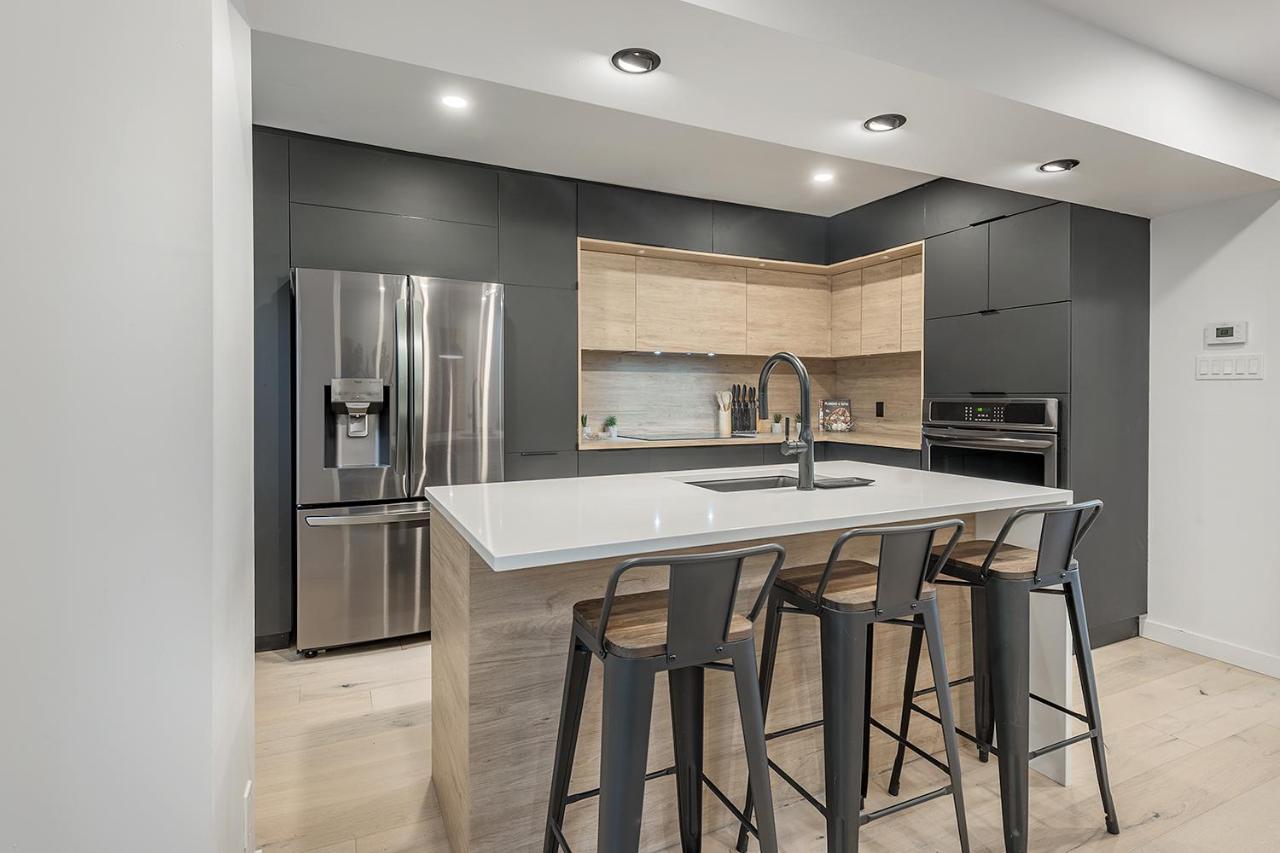 Free Parking Prime Location New Modern Condo Brossard Exteriör bild