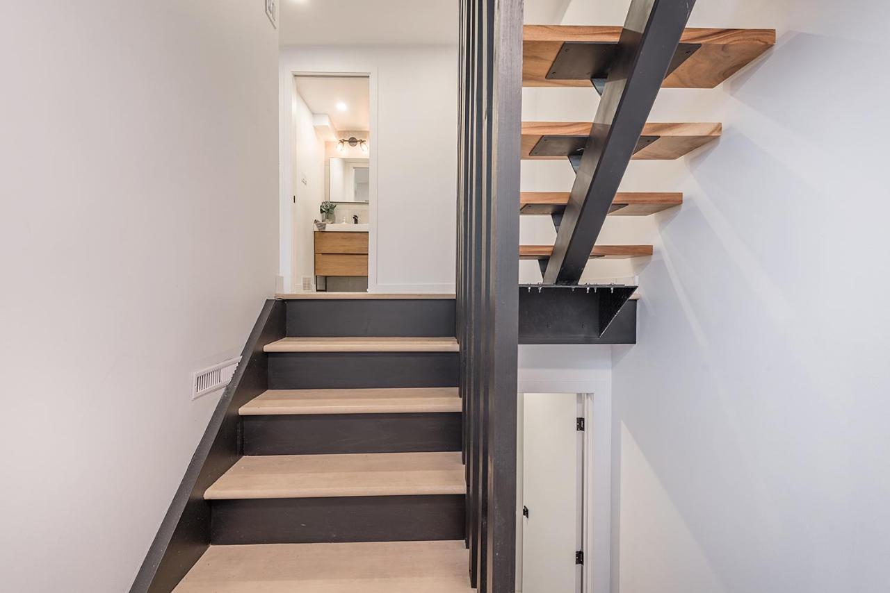 Free Parking Prime Location New Modern Condo Brossard Exteriör bild