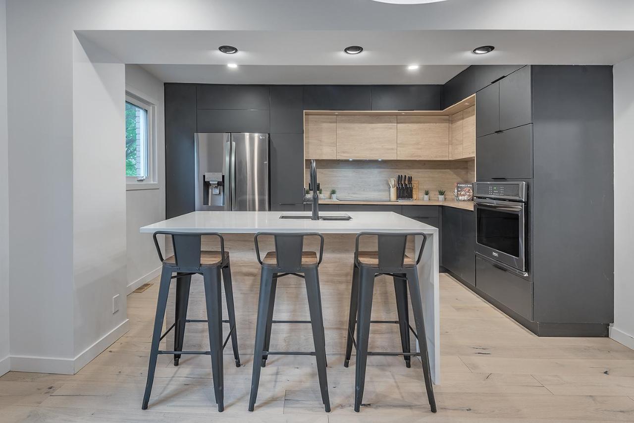 Free Parking Prime Location New Modern Condo Brossard Exteriör bild